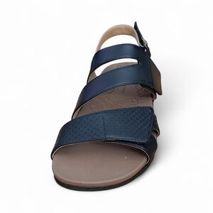 Rockport, Sold out Black,Wide 7.5 Women’s Ridge Sandals with Velcro! New in box!